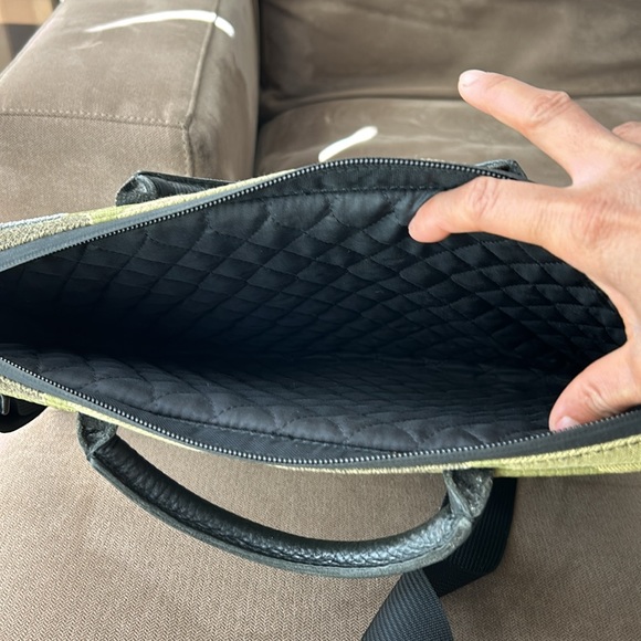 ACME LAPTOP BAG - Picture 2 of 4